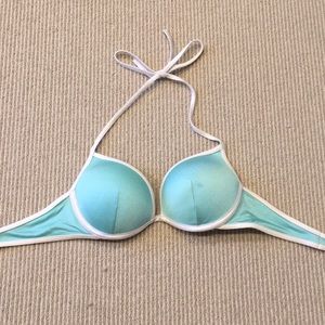 VS PUSH UP BIKINI TOP